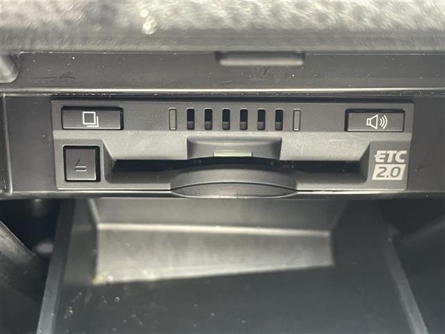 Toyota CAMRY 2018 8593939-20
