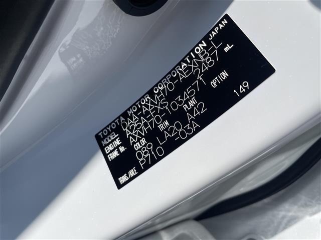 Toyota CAMRY 2018 8593939-8