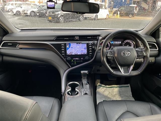 Toyota CAMRY 2017 8593940-14