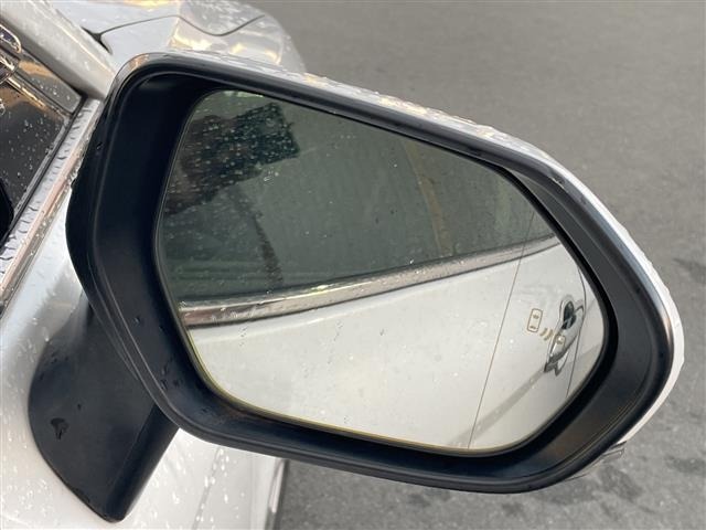 Toyota CAMRY 2017 8593940-17