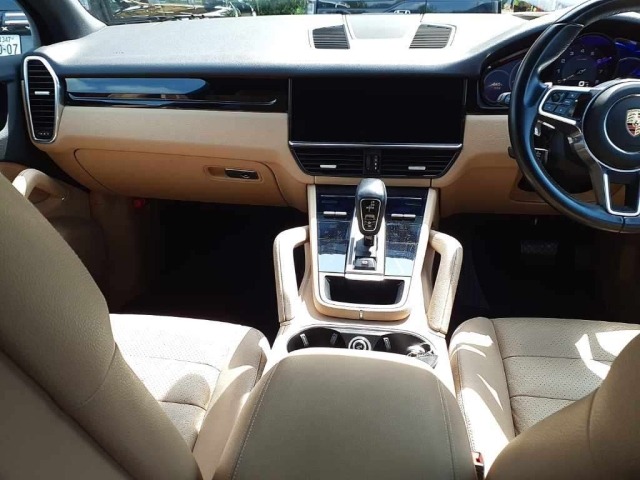 Porsche CAYENNE 2018 8590786-11