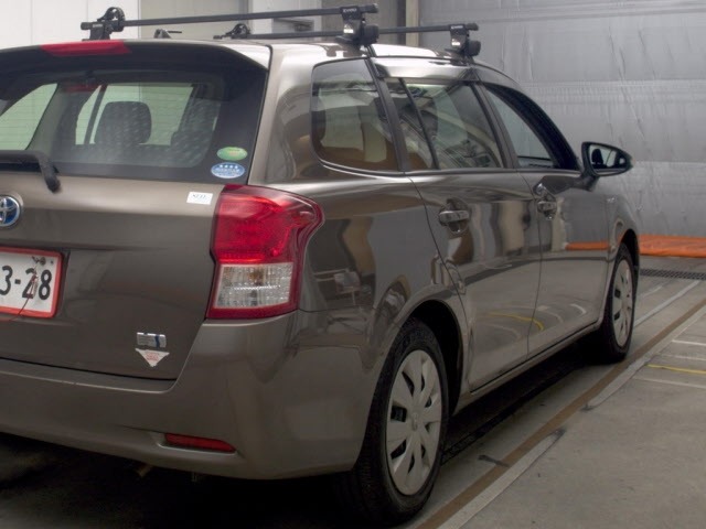 Toyota COROLLA FIELDER 2014 8594792-5
