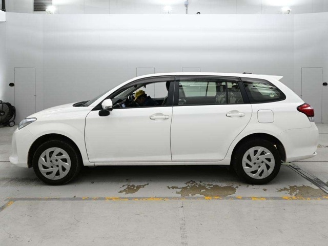 Toyota COROLLA FIELDER 2021 8594845-4