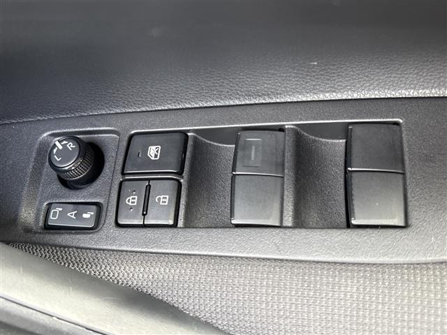 Toyota COROLLA SPORT 2023 8594224-11