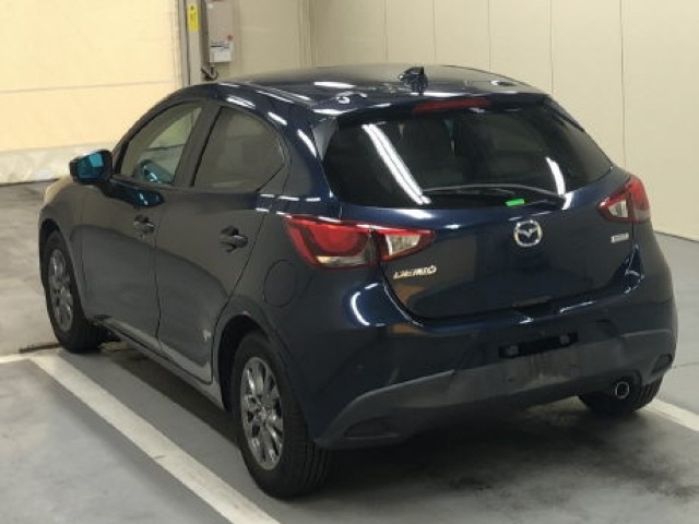 Mazda DEMIO 2017 8598028-1