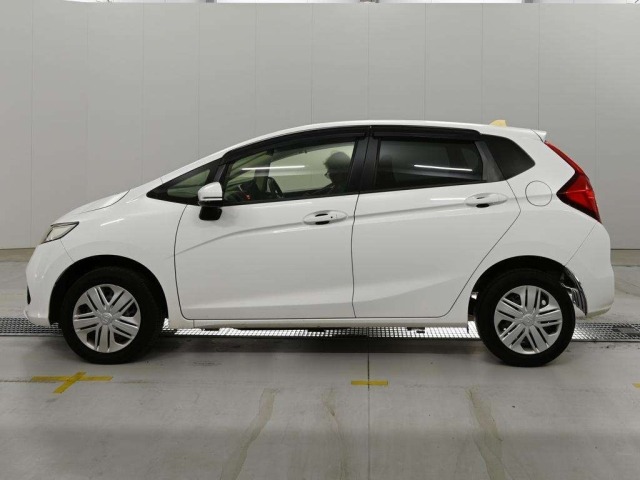 Honda FIT 2019 8595723-4