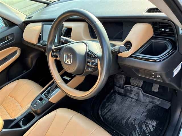 Honda FIT 2023 8595738-3