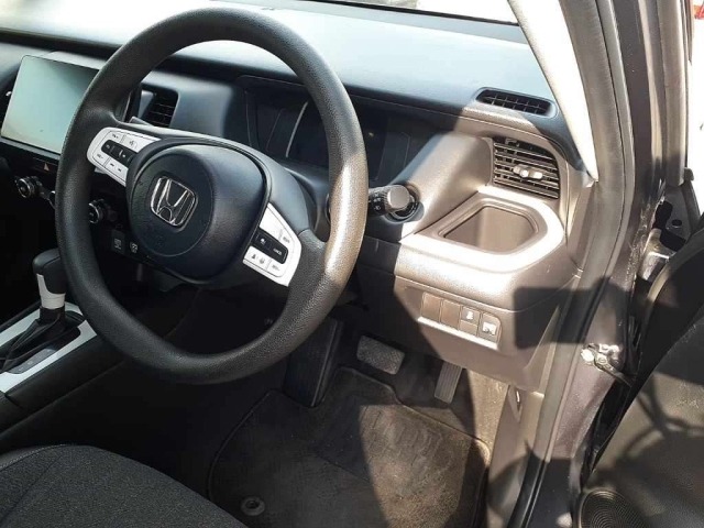 Honda FIT 2024 8595775-9