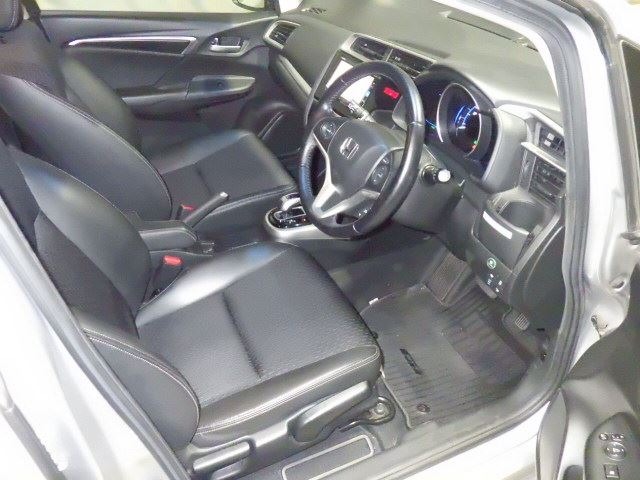 Honda FIT 2016 8595784-3