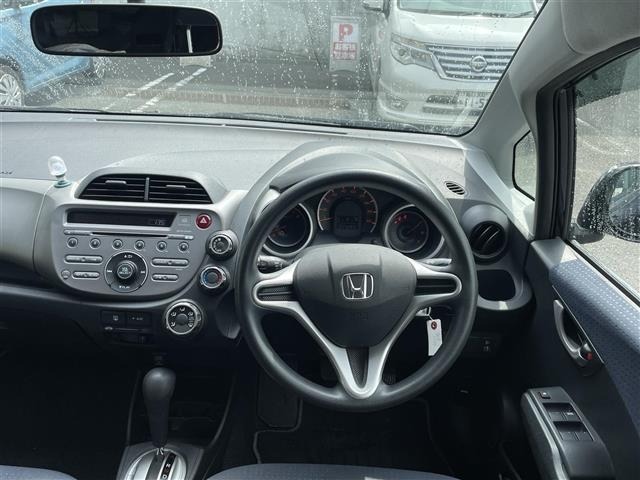 Honda FIT 2010 8595858-11