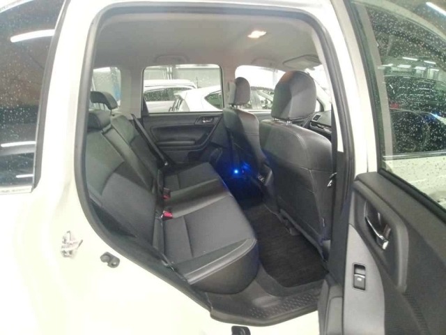 Subaru FORESTER 2016 8595070-12