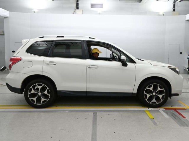 Subaru FORESTER 2015 8595081-3
