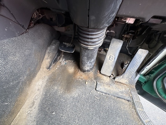 Isuzu GIGA 2008 8587123-4