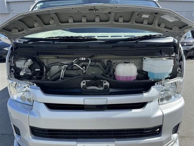 Toyota HIACE COMMUTER 2020 8596124-4