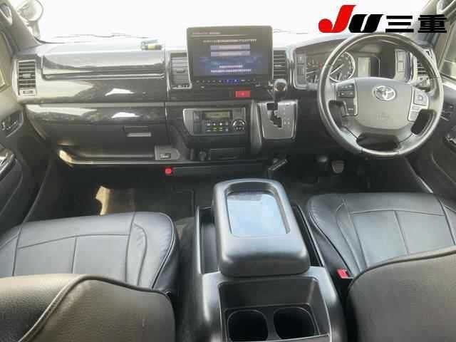 Toyota HIACE VAN 2020 8593687-8