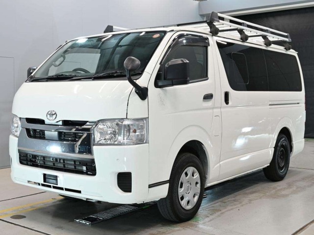 Toyota HIACE VAN 2023 8593701-0