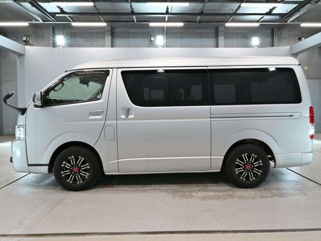 Toyota HIACE VAN 2018 8593733-4