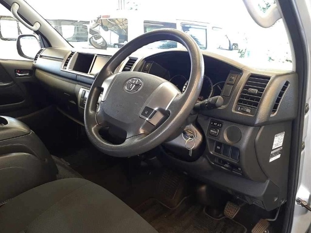 Toyota HIACE VAN 2018 8593733-9