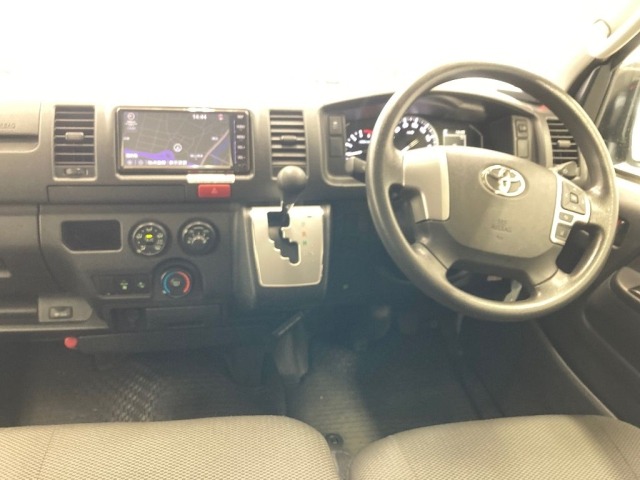 Toyota HIACE VAN 2021 8593740-3