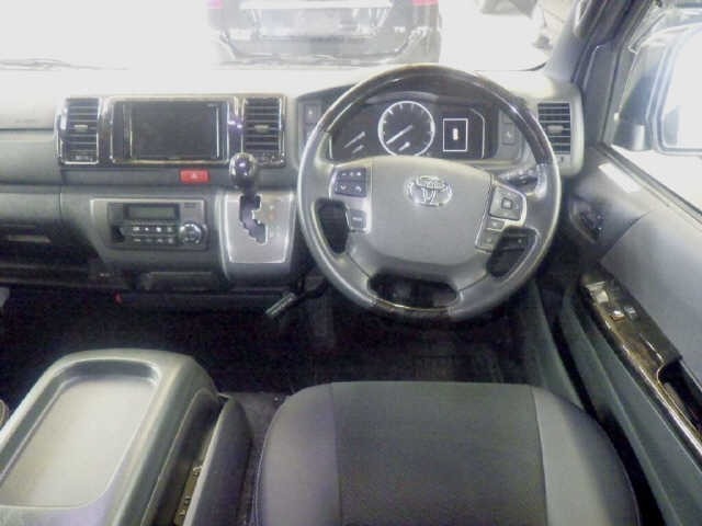 Toyota HIACE VAN 2024 8593750-3