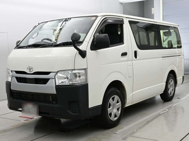 Toyota HIACE VAN 2021 8593798-0