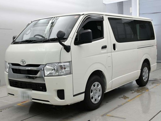 Toyota HIACE VAN 2026 8593811-0