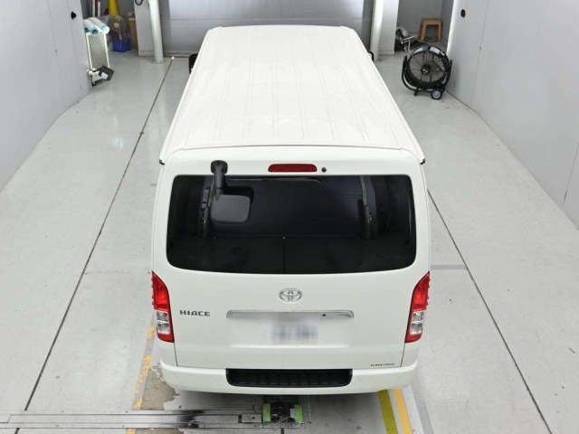 Toyota HIACE VAN 2026 8593811-8