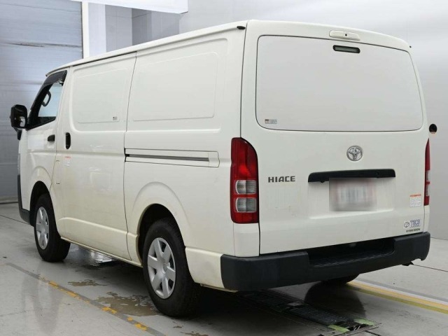 Toyota HIACE VAN 2021 8593812-6