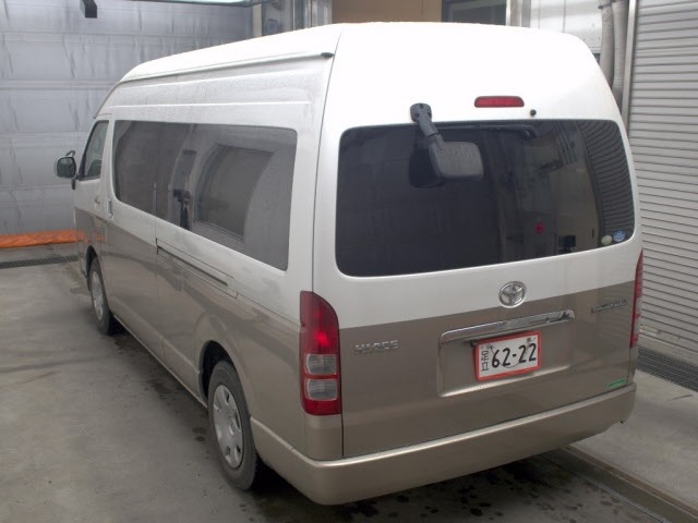 Toyota HIACE WAGON 2011 8595046-1