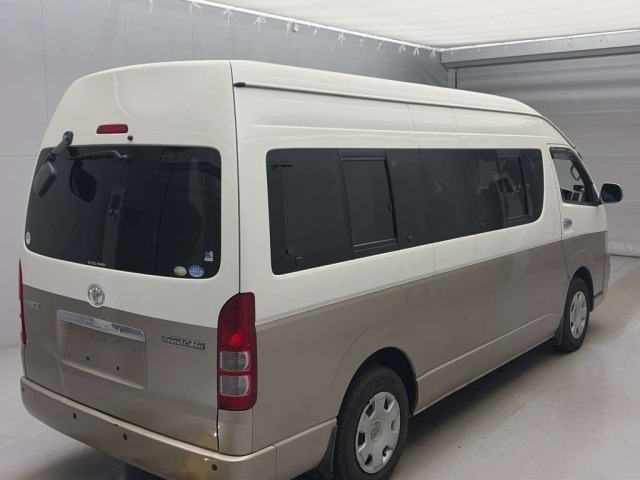 Toyota HIACE WAGON 2010 8595052-1