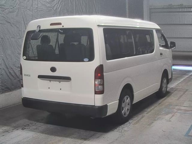Toyota HIACE WAGON 2016 8595057-1