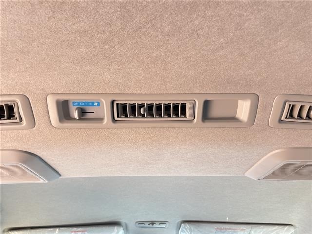 Toyota HIACE WAGON 2014 8595099-7