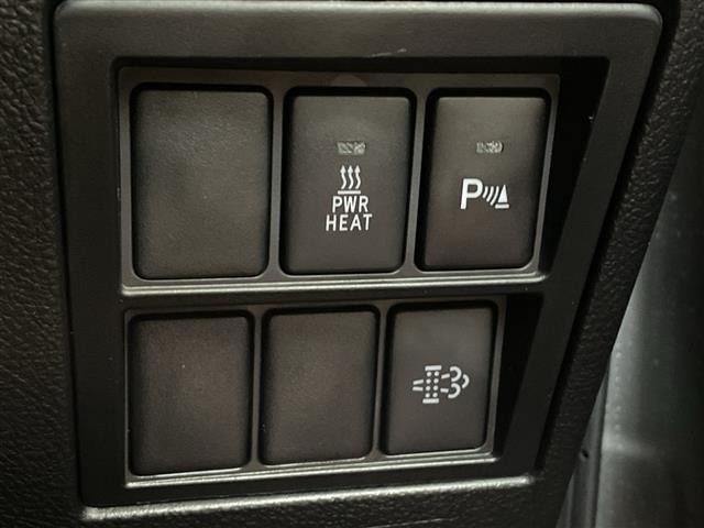 Toyota HILUX 2022 8595022-6