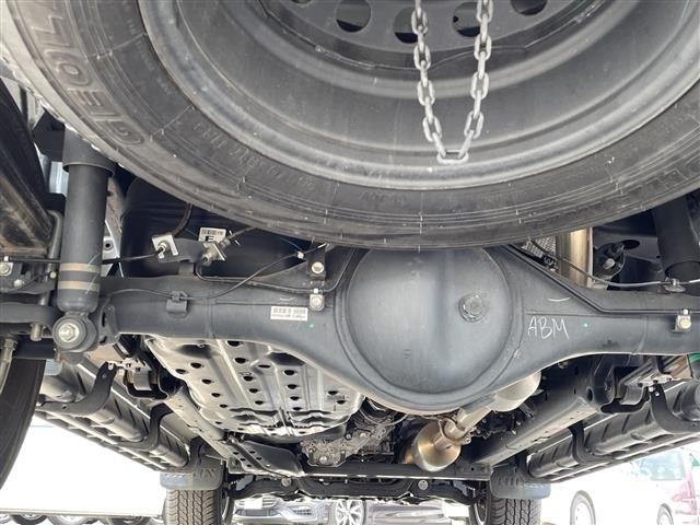 Toyota HILUX 2023 8595030-13