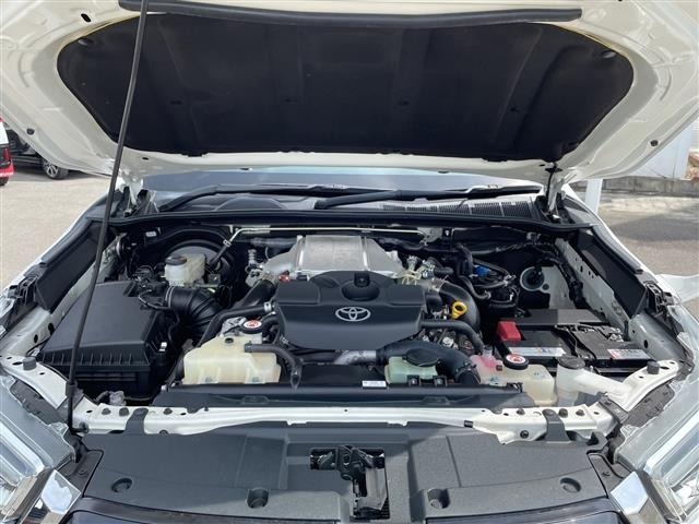 Toyota HILUX 2023 8595030-14