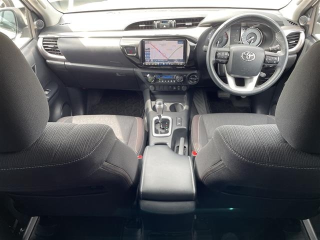 Toyota HILUX 2023 8595030-17