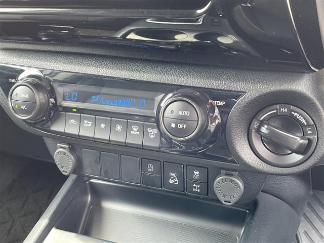 Toyota HILUX 2023 8595030-7