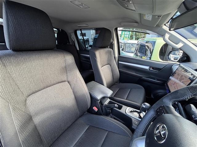 Toyota HILUX 2022 8595031-11
