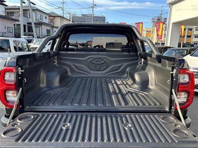 Toyota HILUX 2022 8595031-21