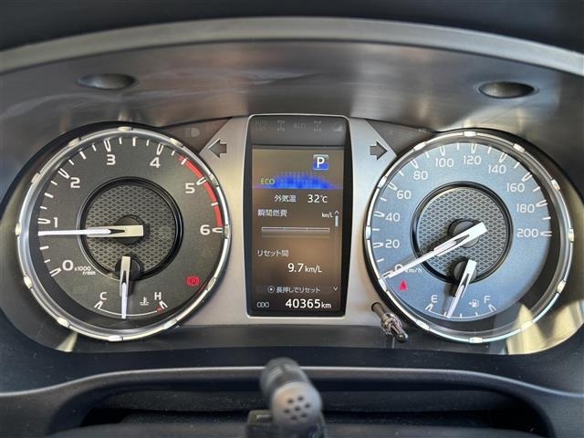 Toyota HILUX 2022 8595031-23