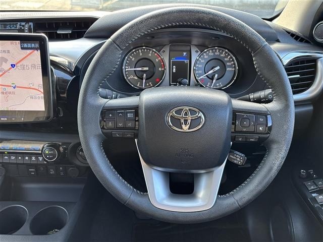 Toyota HILUX 2022 8595031-3