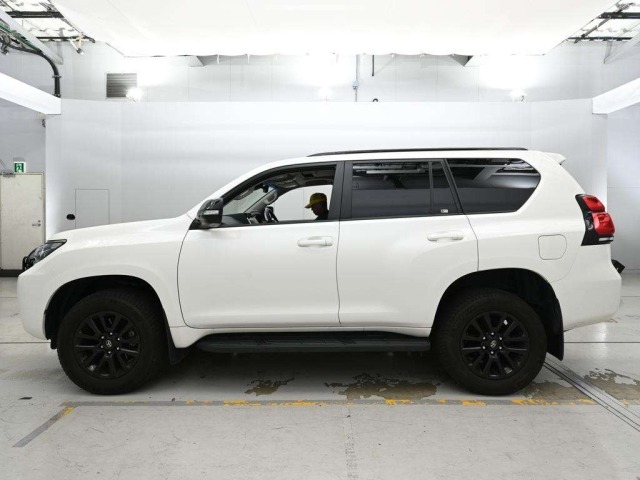 Toyota LAND CRUISER PRADO 2021 8598010-4