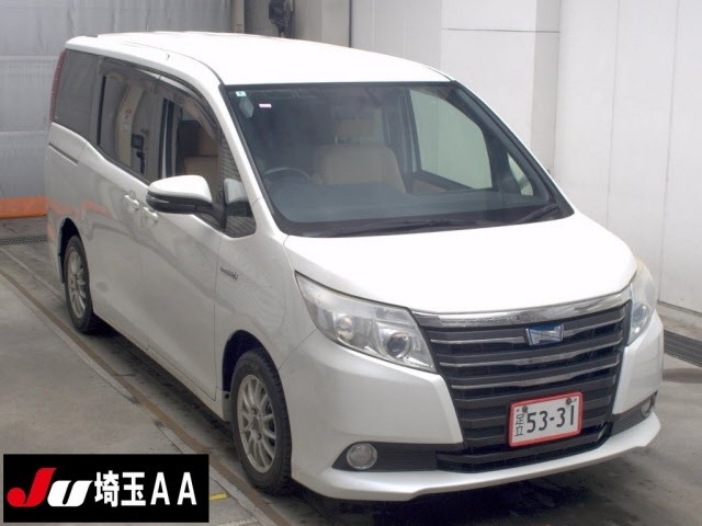 Toyota NOAH 2014 8588593-0