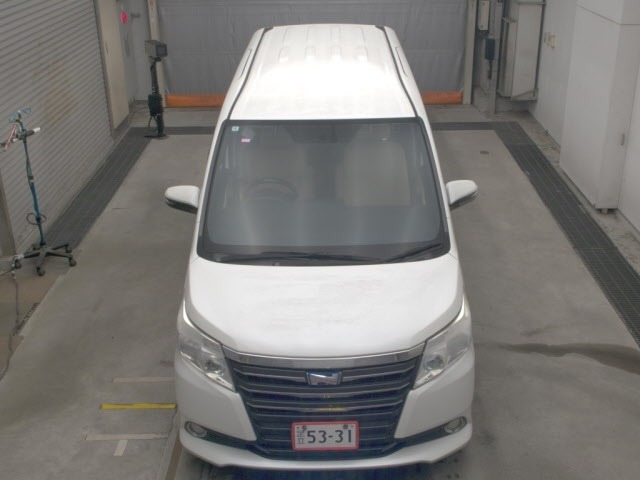 Toyota NOAH 2014 8588593-6