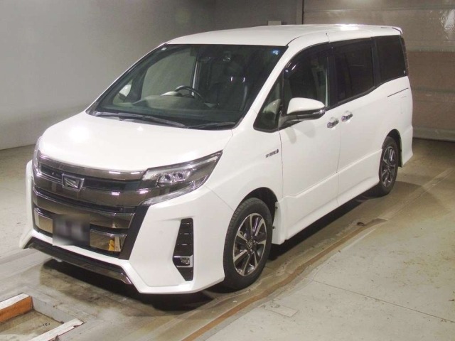Toyota NOAH 2019 8588625-0