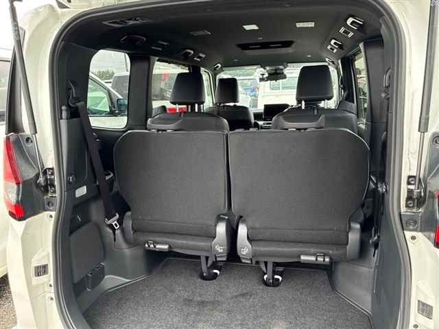 Toyota NOAH 2024 8588633-10