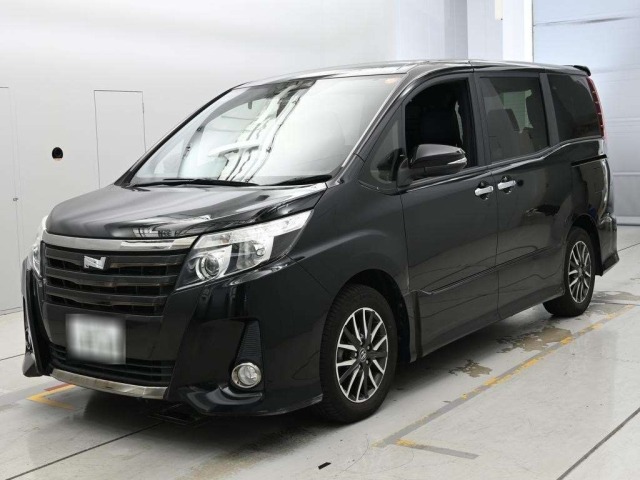 Toyota NOAH 2016 8588654-0