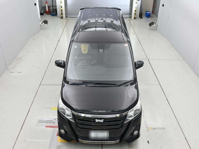 Toyota NOAH 2016 8588654-7