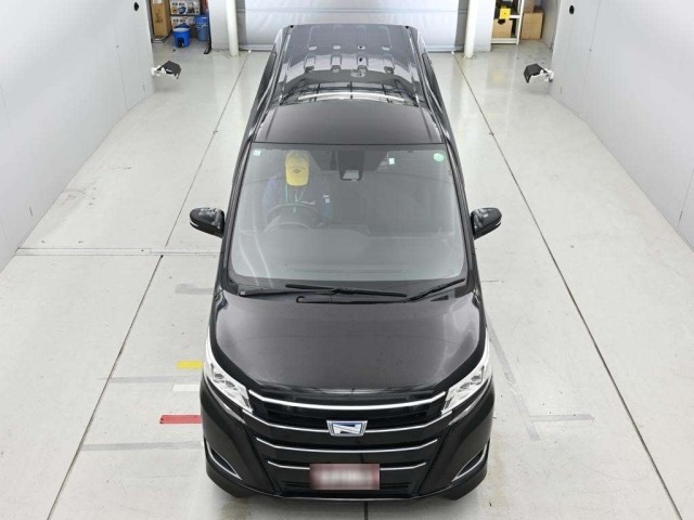 Toyota NOAH 2017 8588656-7