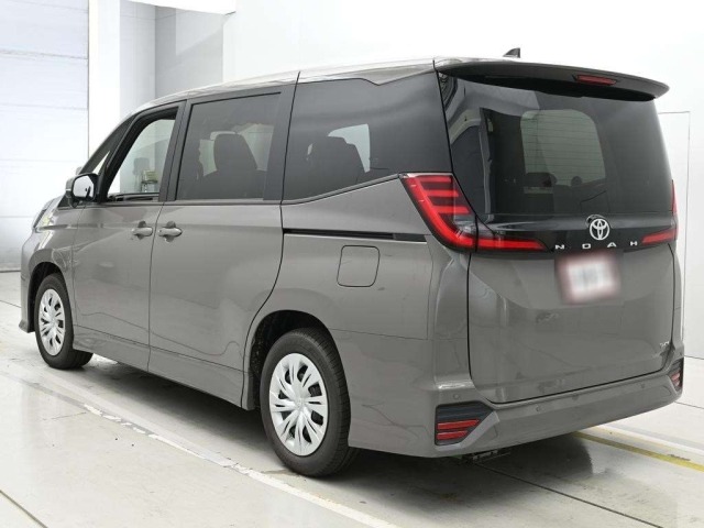 Toyota NOAH 2026 8588658-6